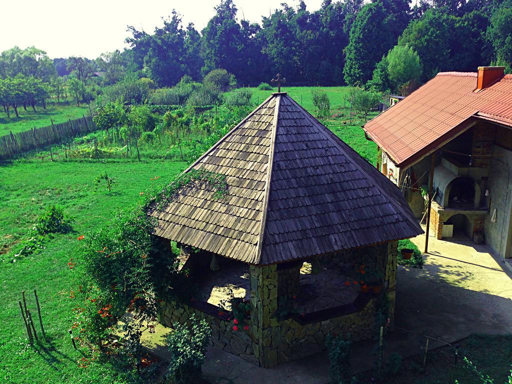 Casa Renti Hotel โนวาชิ-สเตรยนี ภายนอก รูปภาพ